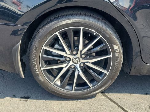 Used 2024 Toyota Camry SE w/ Convenience Package FWD image 8