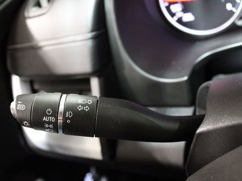 Certified 2022 GMC Terrain SLT w/ Tech Package image 40