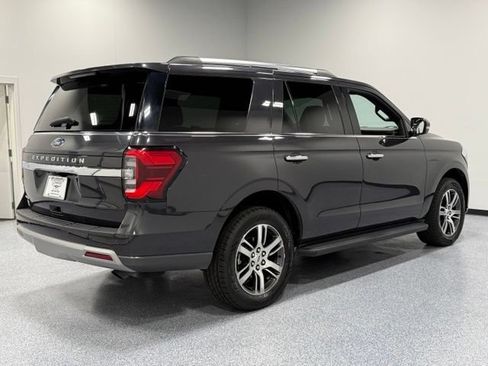 Used 2024 Ford Expedition Limited AWD/4WD image 12