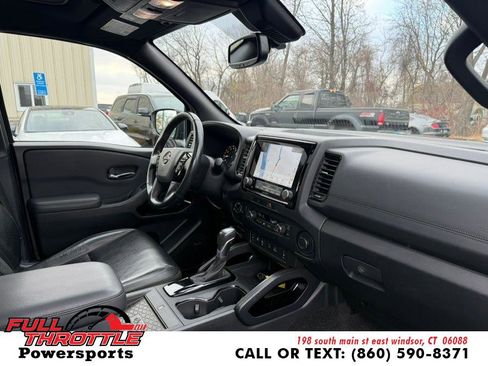 Used 2022 Nissan Frontier PRO-4X w/ Pro-4X Premium Package image 18