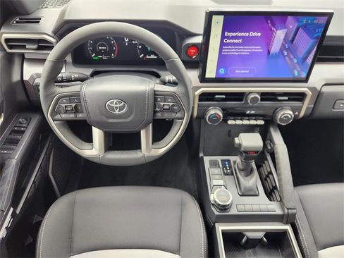 Certified 2025 Toyota Tacoma TRD Sport image 27