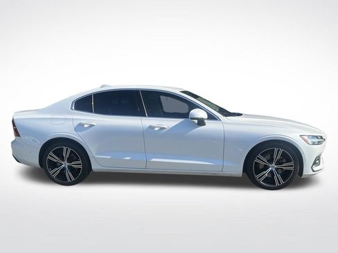Used 2022 Volvo S60 B5 Inscription w/ Advanced Package FWD image 3