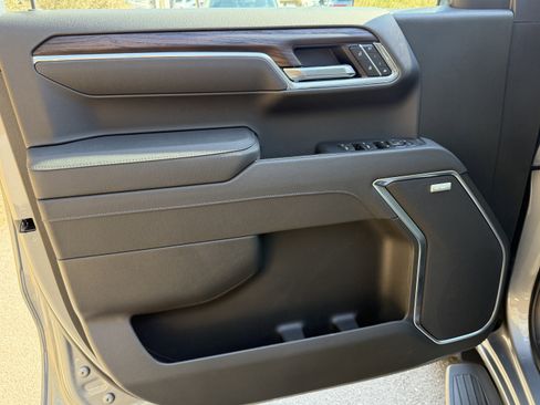 New 2026 GMC Sierra 1500 SLT w/ SLT Premium Plus Package image 19