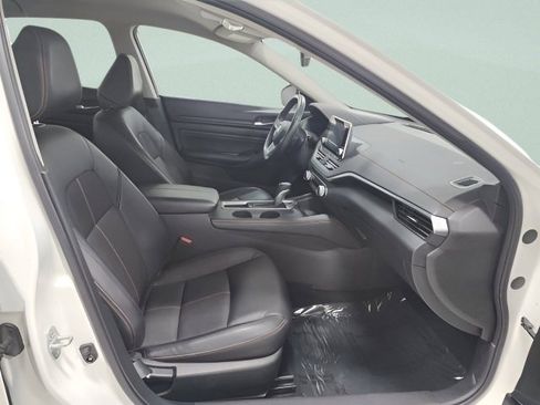 Used 2019 Nissan Altima 2.5 SR image 14