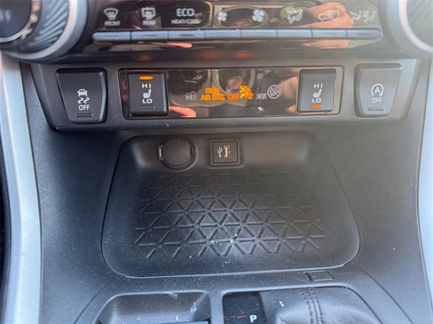 Used 2023 Toyota RAV4 XLE image 24