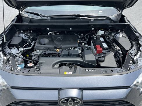 Used 2023 Toyota RAV4 XLE Premium AWD/4WD image 27