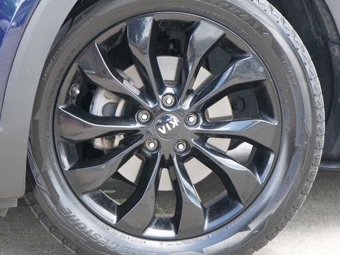 Used 2020 Kia Sorento EX FWD image 2