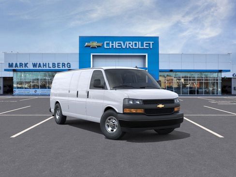 New 2025 Chevrolet Express 2500 Work Van w/ Driver Convenience Package image 25