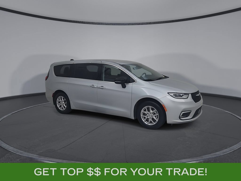 Certified 2024 Chrysler Pacifica Touring-L FWD image 2