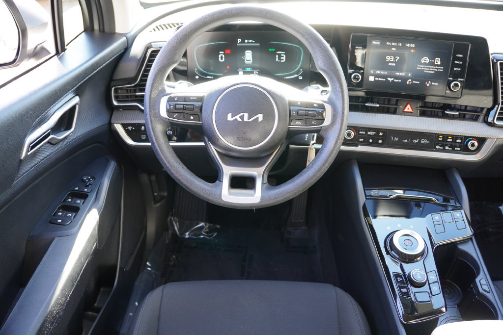 Certified 2024 Kia Sportage LX AWD/4WD image 19