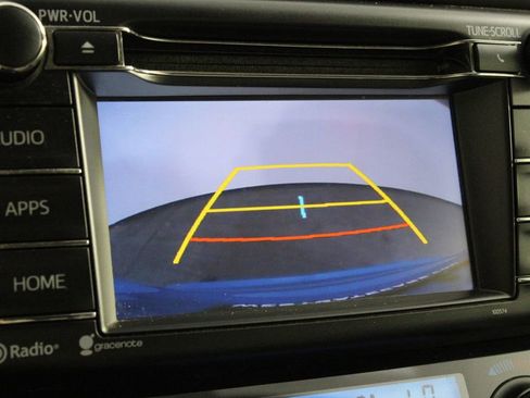 Used 2017 Toyota RAV4 XLE image 8