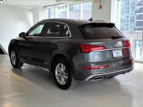 Certified 2023 Audi Q5 2.0T Premium w/ Convenience Package AWD/4WD image 6