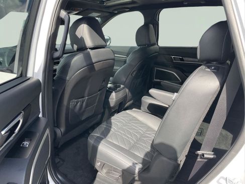 Used 2024 Kia Telluride EX X-Line AWD/4WD image 16