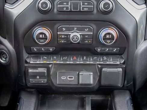 Used 2021 Chevrolet Silverado 1500 LTZ image 25