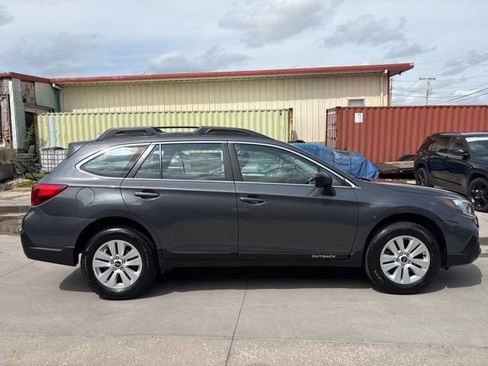 Used 2019 Subaru Outback 2.5i image 8