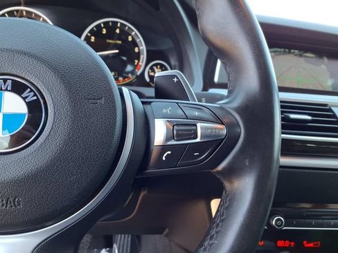 Used 2017 BMW 535i Gran Turismo RWD image 10