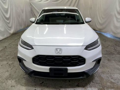 Used 2023 Honda HR-V LX image 3