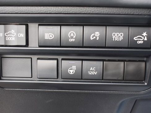 Used 2023 Toyota Tundra Platinum image 30