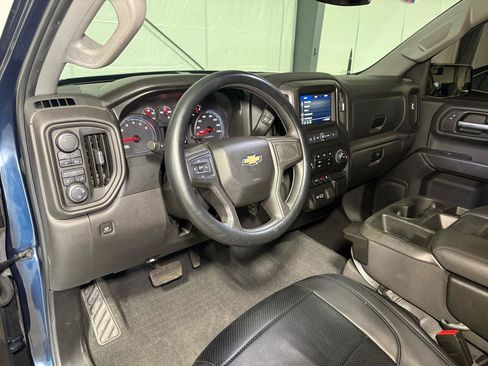 Used 2021 Chevrolet Silverado 1500 Custom AWD/4WD image 11