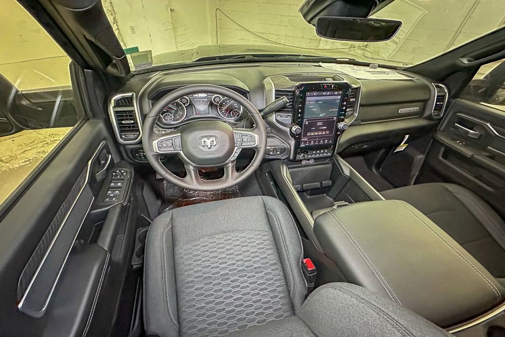 New 2026 RAM 3500 Big Horn AWD/4WD image 9