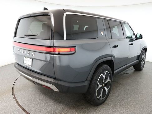 Used 2024 Rivian R1S Adventure image 4