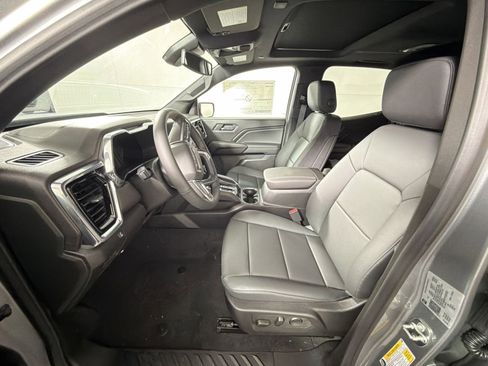 New 2026 GMC Canyon Elevation w/ Convenience Package image 13