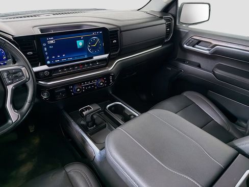 Used 2023 Chevrolet Silverado 1500 LTZ w/ LTZ Convenience Package II AWD/4WD image 27