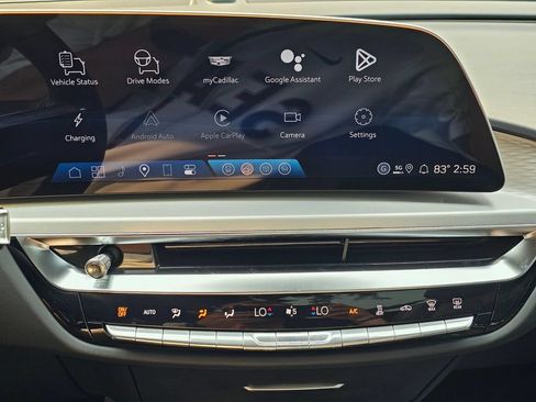 New 2026 Cadillac Lyriq Sport AWD/4WD image 28