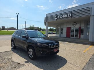 Used 2021 Jeep Cherokee Latitude Plus w/ Sun & Sound Group AWD/4WD video 1