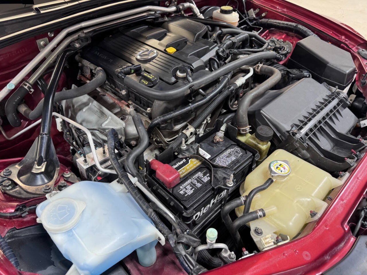 Used 2007 MAZDA MX-5 Miata Grand Touring w/ Premium Pkg RWD image 32