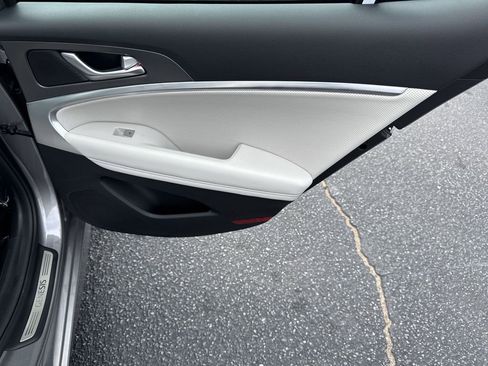 New 2025 Genesis G70 2.5T w/ Sport Prestige Package image 19