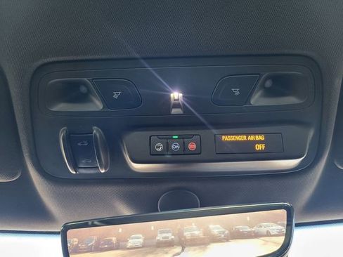 Used 2022 Chevrolet Camaro SS image 28