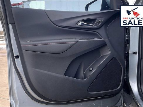Used 2024 Chevrolet Equinox RS w/ LPO, Floor Liner Package image 24