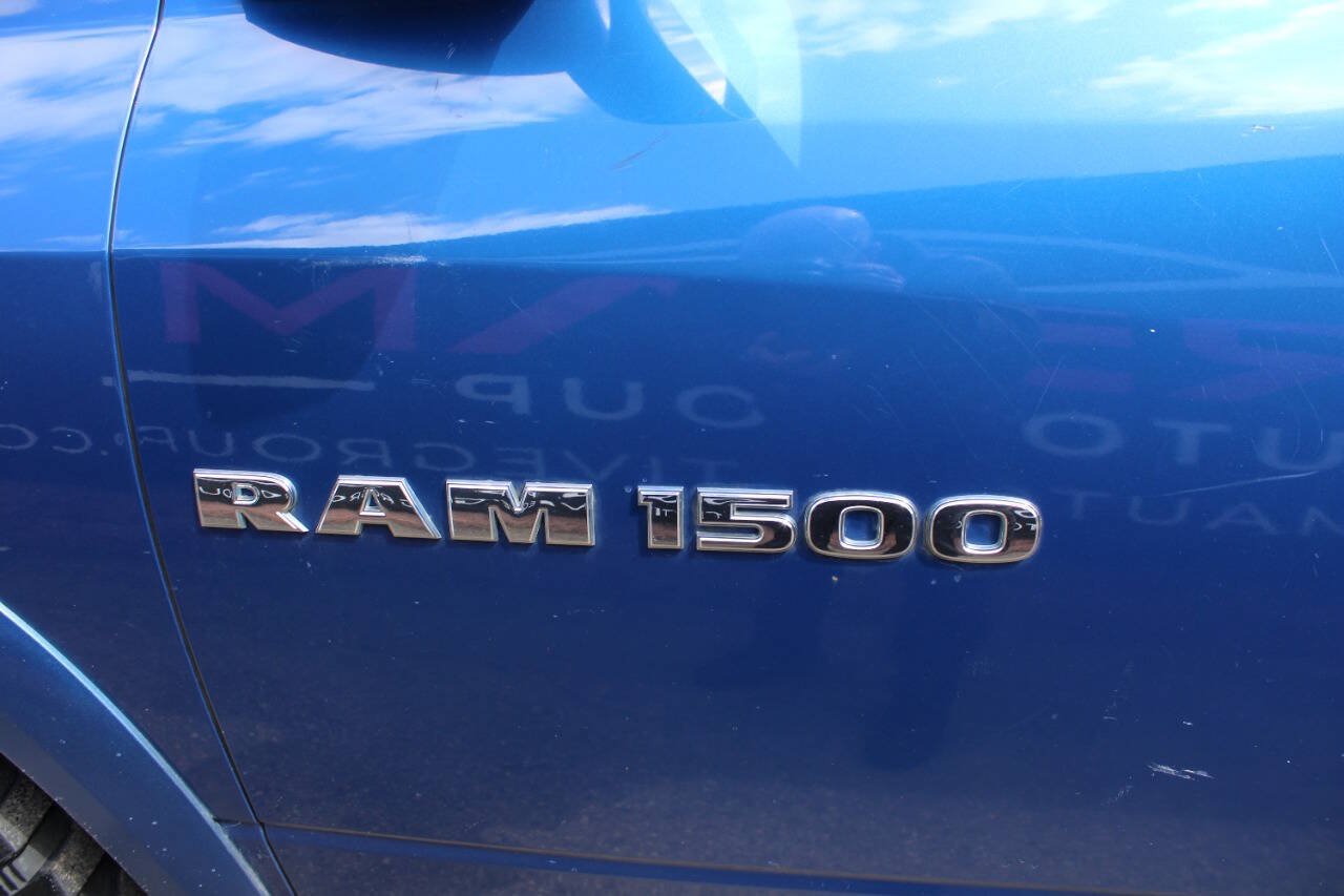 Used 2011 RAM 1500 ST w/ SXT Appearance Group AWD/4WD image 34