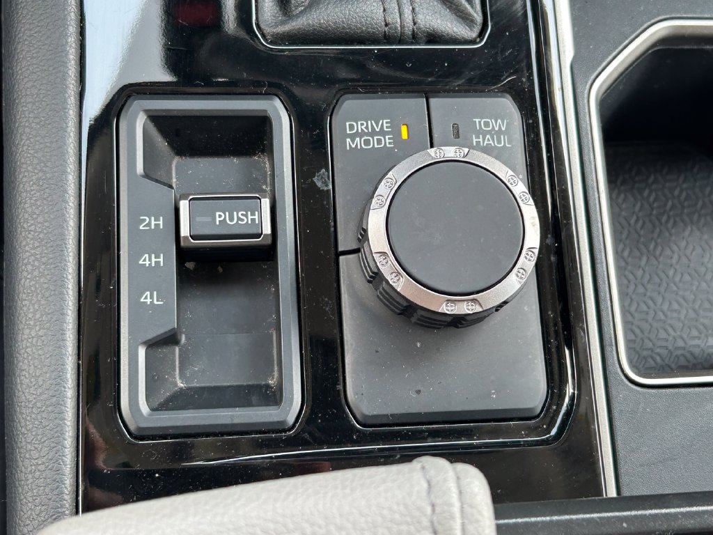Used 2023 Toyota Tundra Limited AWD/4WD image 32