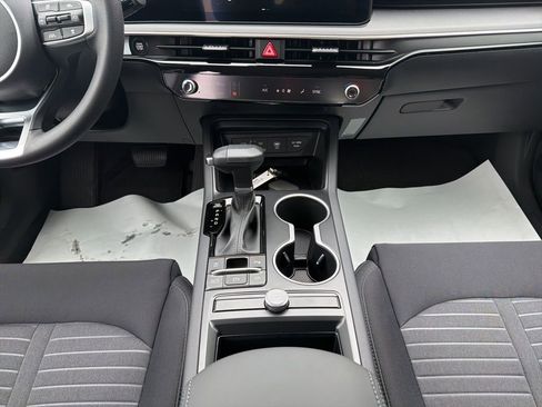 New 2026 Kia K5 LXS image 26