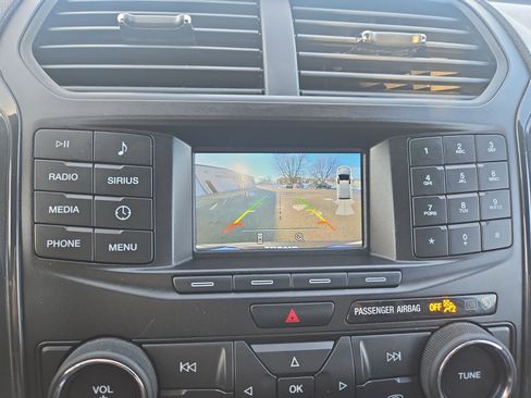 Certified 2018 Ford Explorer XLT image 21