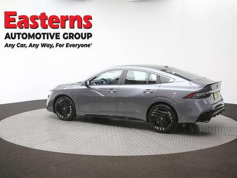Used 2026 Nissan Sentra SR w/ Floor Mat Package FWD image 60