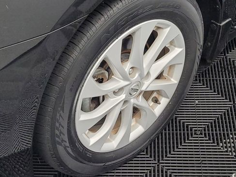 Used 2019 Nissan Sentra SV FWD image 31