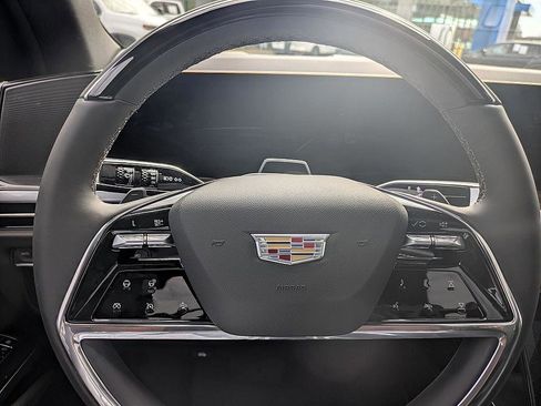 New 2026 Cadillac Escalade Luxury w/ Touring Package image 19