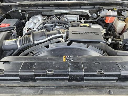 Used 2022 Chevrolet Silverado 3500 High Country image 32