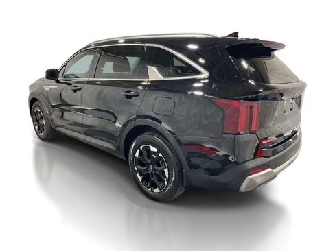 Used 2025 Kia Sorento S w/ Panoramic Sunroof Package FWD image 2