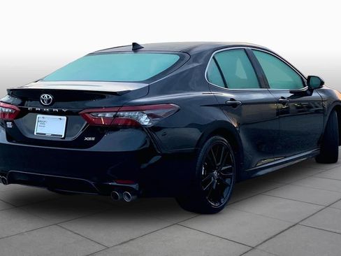 Used 2024 Toyota Camry XSE FWD image 12