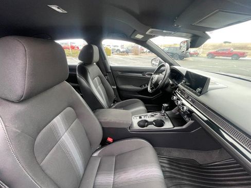 Used 2023 Honda Civic Sport image 7