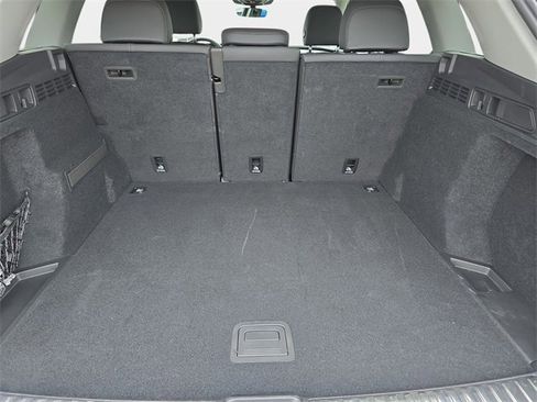 Used 2025 Audi Q5 Premium w/ Convenience Package image 14