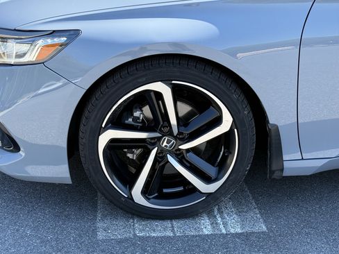 Used 2022 Honda Accord Sport Special Edition image 8