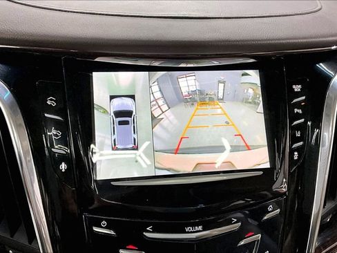 Used 2015 Cadillac Escalade Luxury image 14
