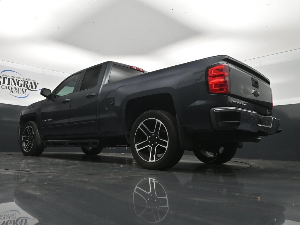 Used 2018 Chevrolet Silverado 1500 LT w/ All Star Edition RWD image 30