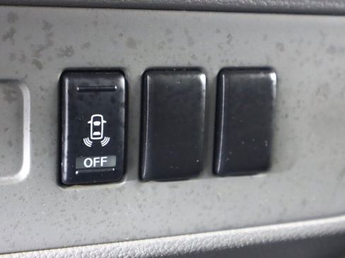 Used 2016 Nissan NV 1500 SV RWD image 20