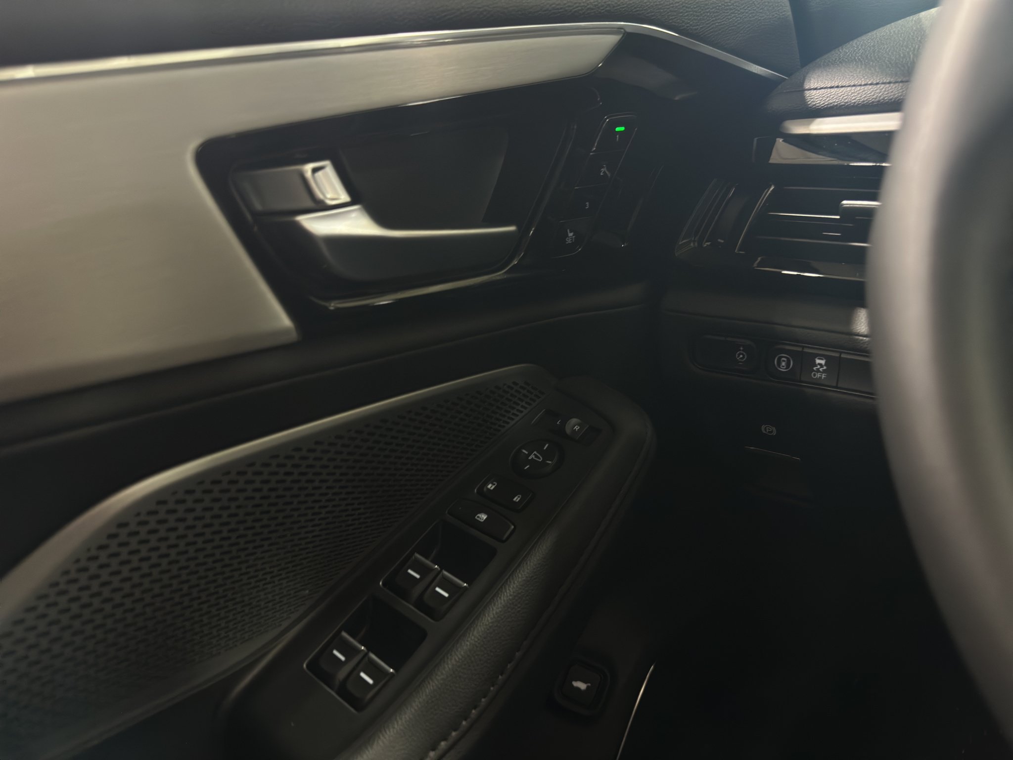 New 2026 Acura MDX SH-AWD image 28